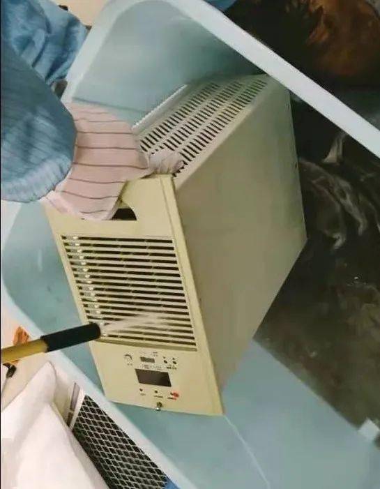 科技守護電網(wǎng) 通信設(shè)備帶電水沖洗技術(shù)成功首試，為運維服務(wù)注入新動能