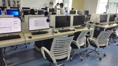 重慶第二師范學院三茗機房管理系統(tǒng)至尊版部署現(xiàn)場實景與重慶軟件開發(fā)創(chuàng)新實踐